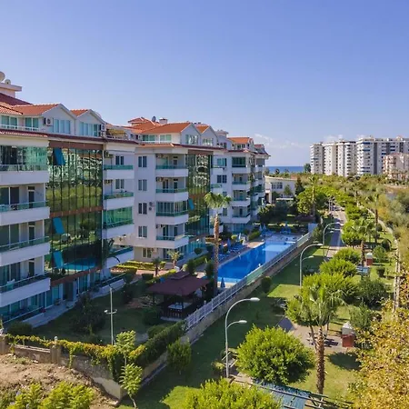 Toprak River D8 * אלאניה